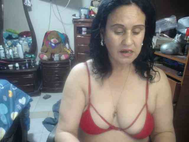 jazmin-mature webcam