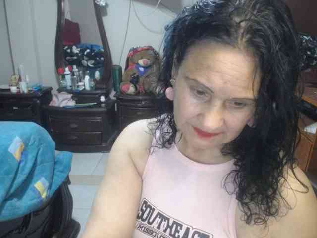 jazmin-mature webcam