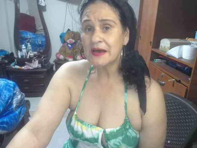 jazmin-mature webcam