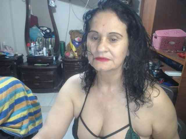 jazmin-mature webcam