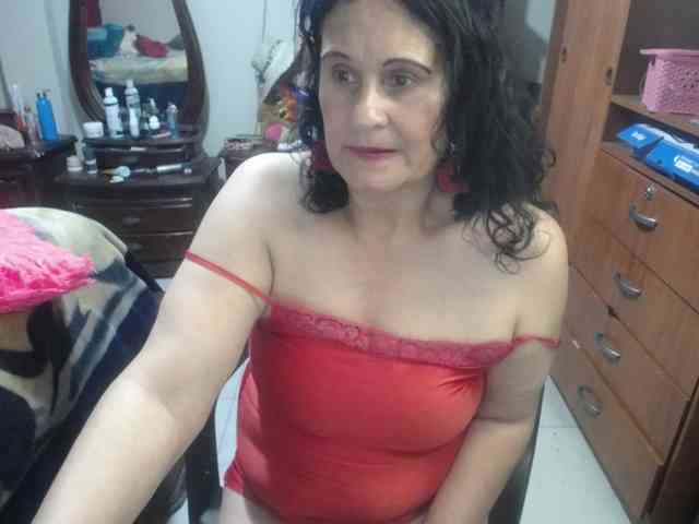 jazmin-mature webcam