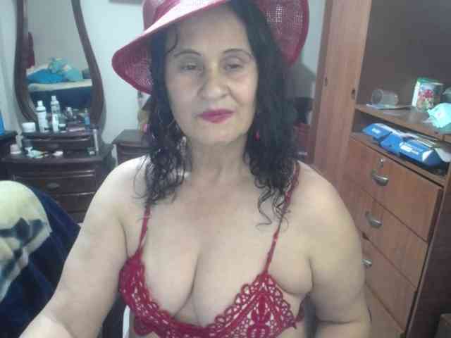 jazmin-mature webcam