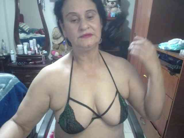 jazmin-mature webcam