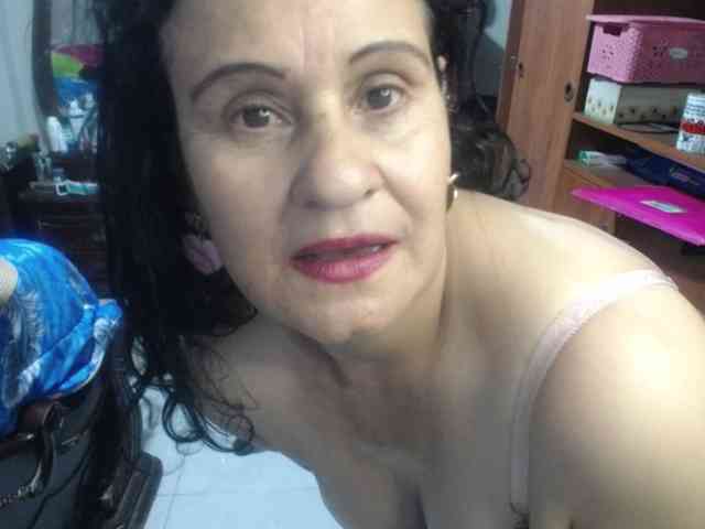 jazmin-mature webcam