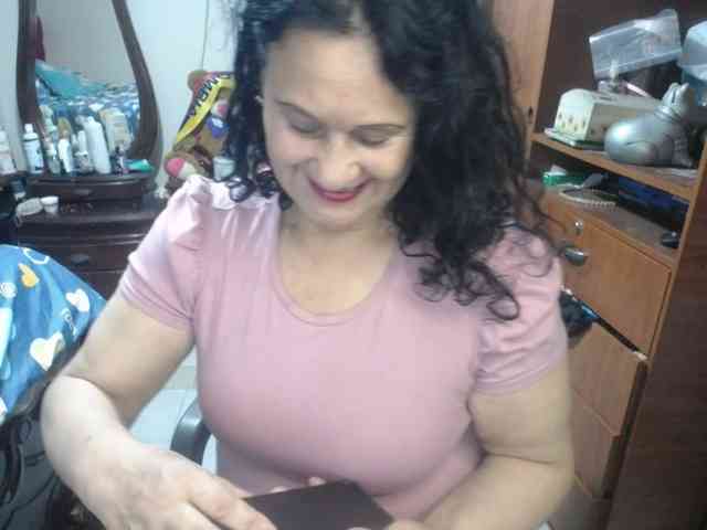 jazmin-mature webcam