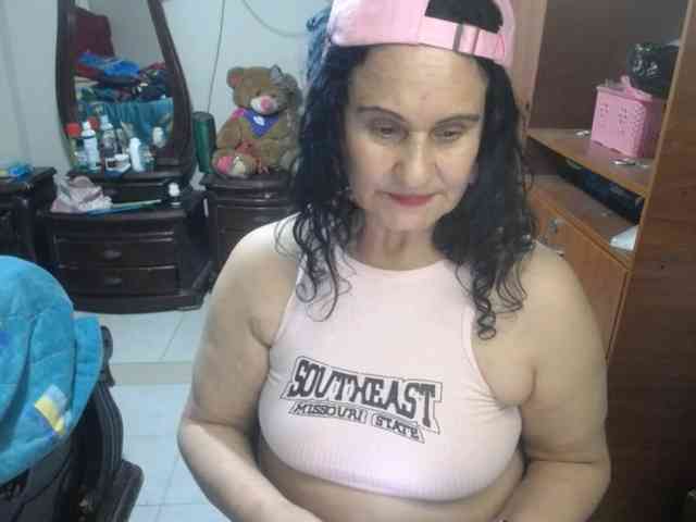 jazmin-mature webcam