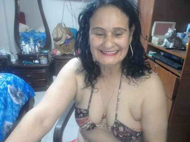 jazmin-mature webcam