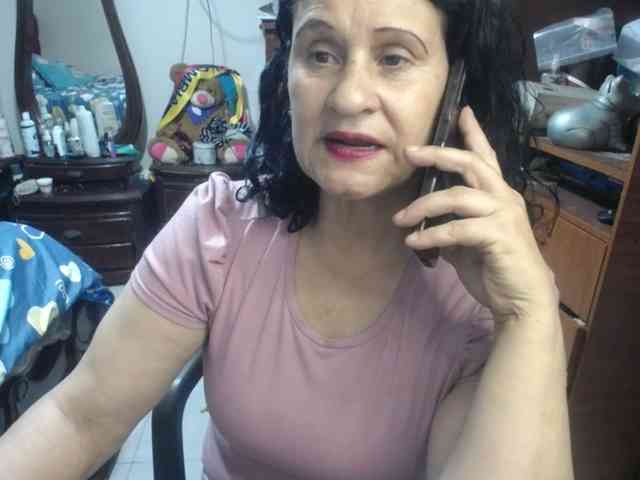 jazmin-mature webcam