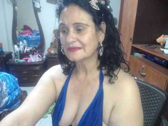 jazmin-mature webcam