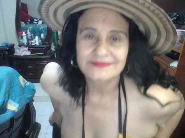 jazmin-mature webcam