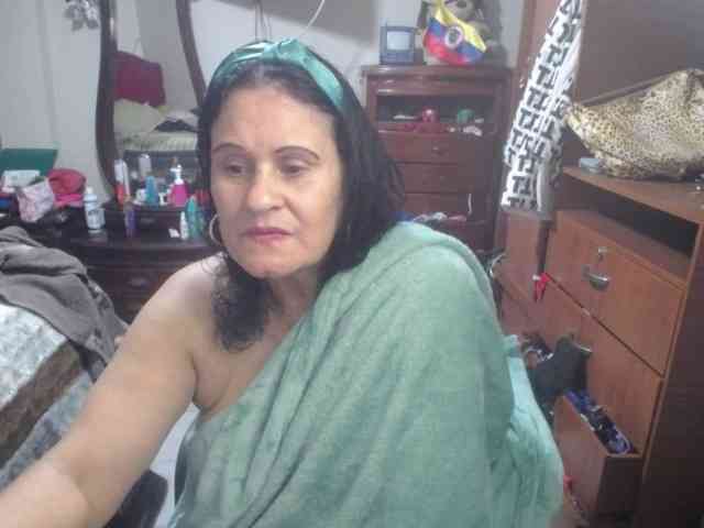 jazmin-mature jazmin-mature
