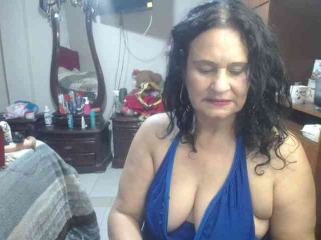 jazmin-mature webcam