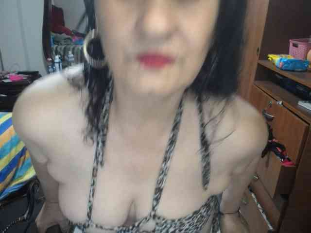 jazmin-mature webcam