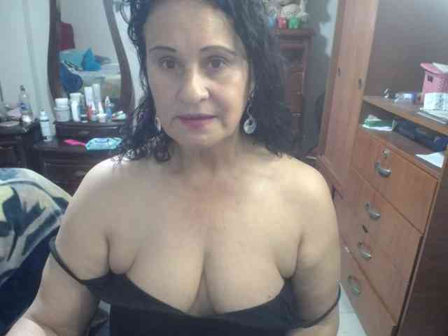 jazmin-mature webcam