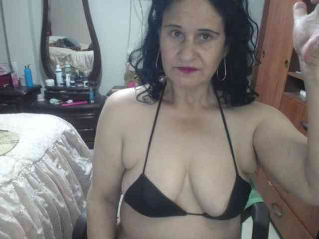 jazmin-mature webcam