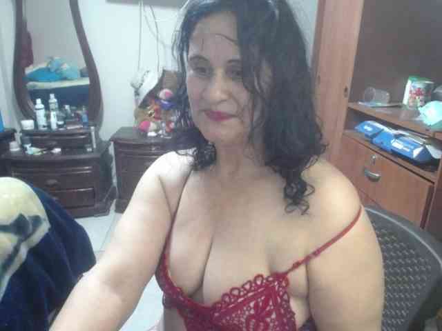 jazmin-mature webcam