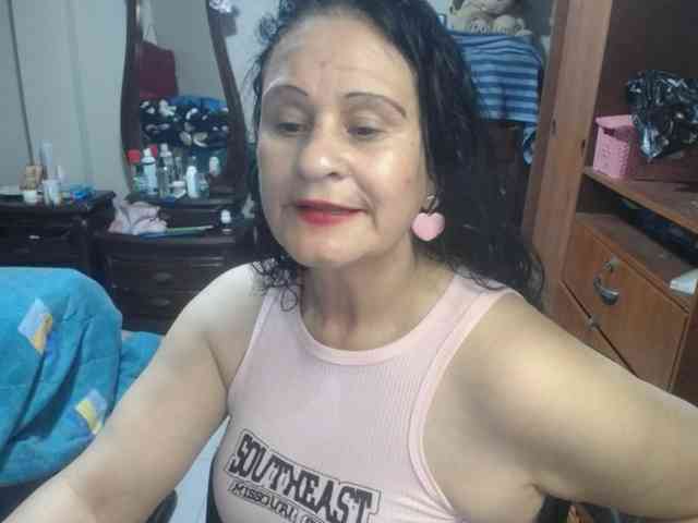 jazmin-mature webcam