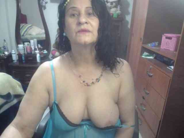jazmin-mature webcam