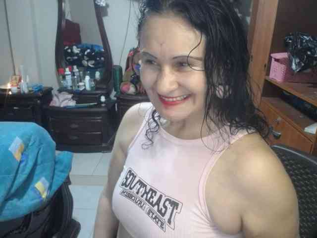 jazmin-mature webcam