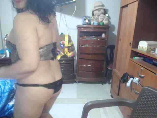 jazmin-mature webcam