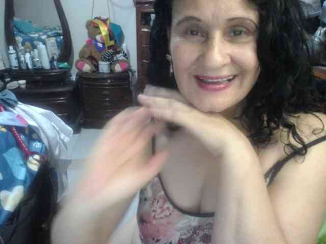 jazmin-mature webcam