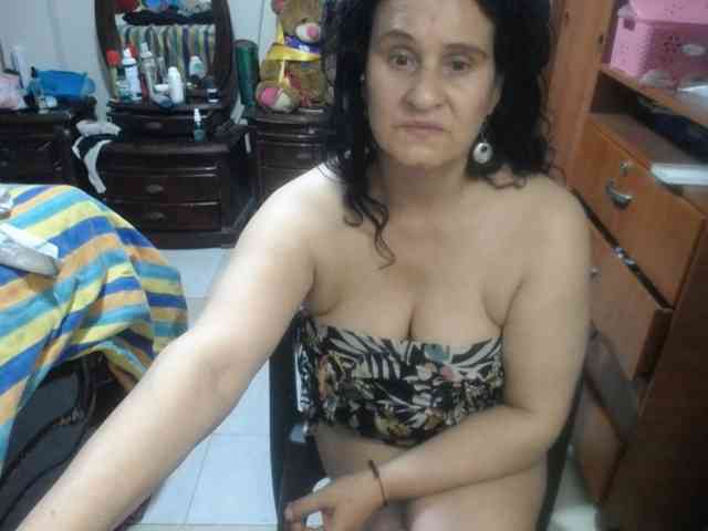 jazmin-mature webcam