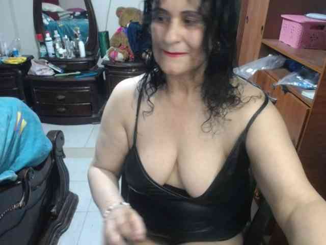 jazmin-mature webcam
