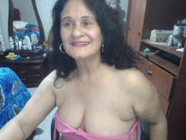 jazmin-mature webcam