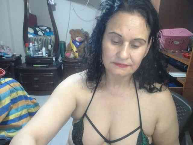 jazmin-mature webcam