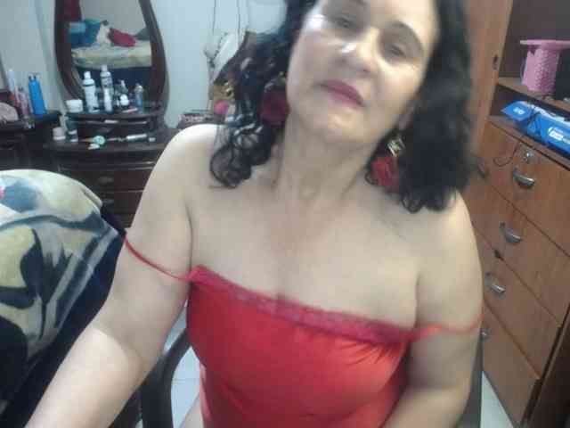 jazmin-mature webcam