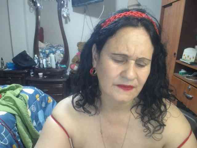 jazmin-mature webcam
