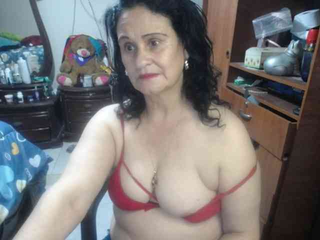 jazmin-mature webcam
