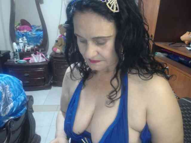 jazmin-mature webcam