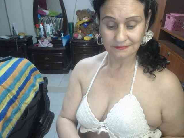 jazmin-mature jazmin-mature