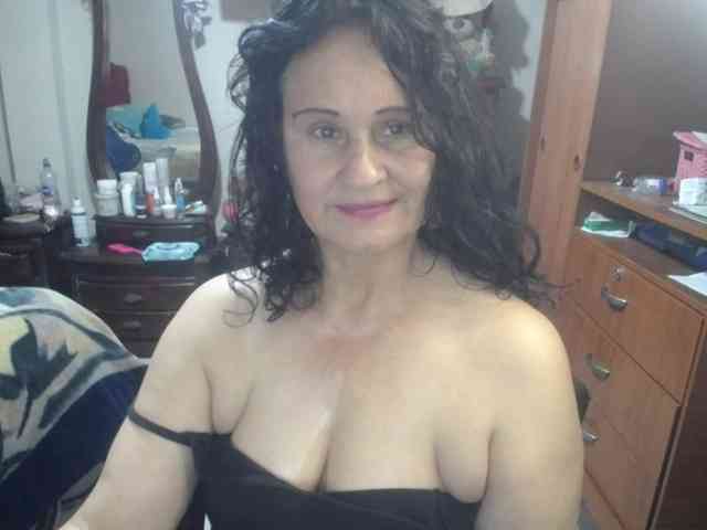 jazmin-mature webcam