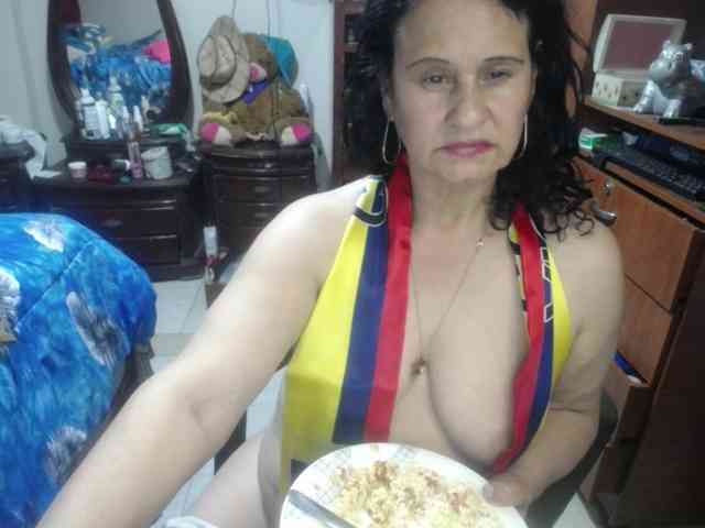 jazmin-mature webcam