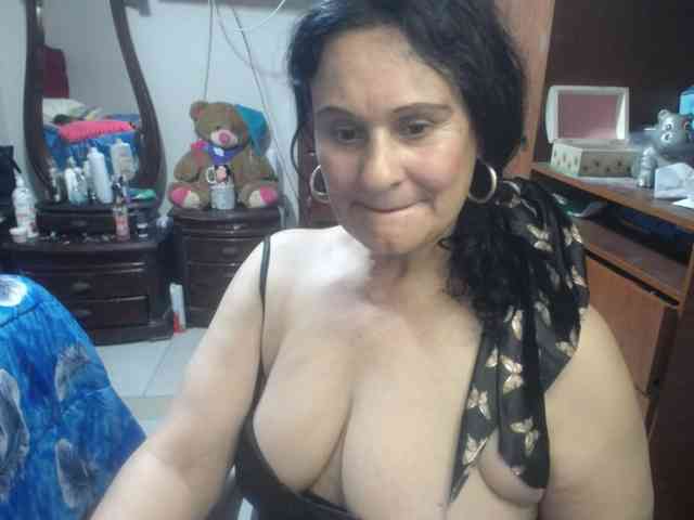 jazmin-mature webcam