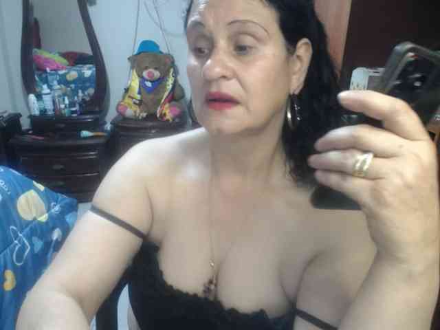 jazmin-mature webcam