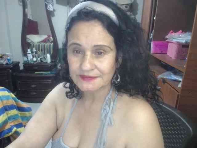 jazmin-mature webcam