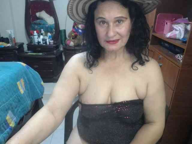 jazmin-mature webcam