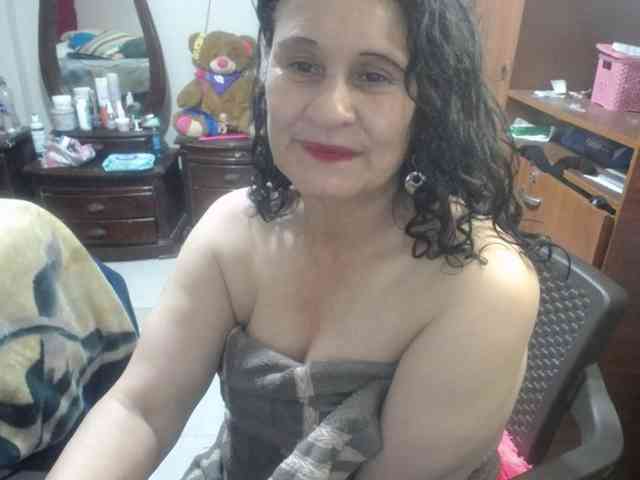 jazmin-mature webcam