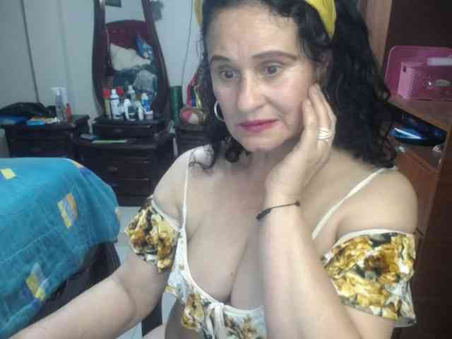 jazmin-mature jazmin-mature