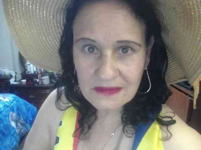 jazmin-mature webcam