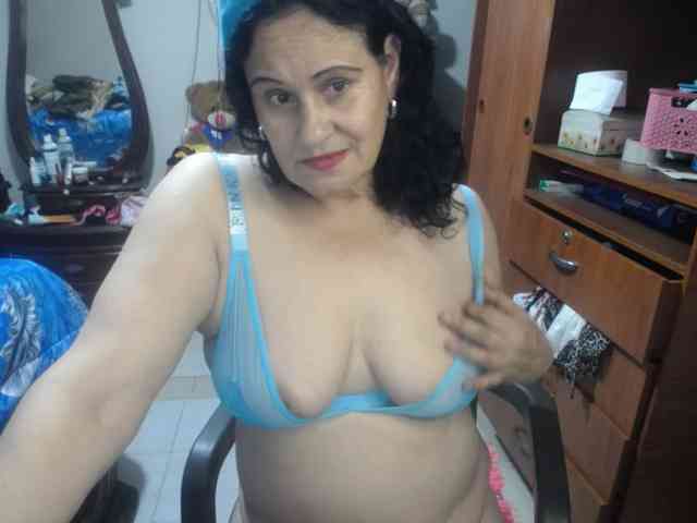 jazmin-mature webcam