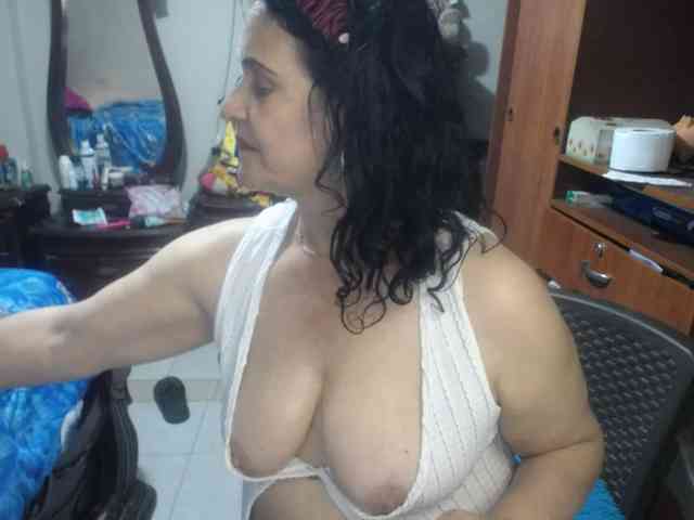 jazmin-mature webcam