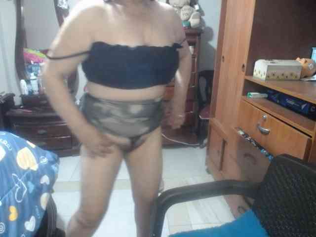 jazmin-mature