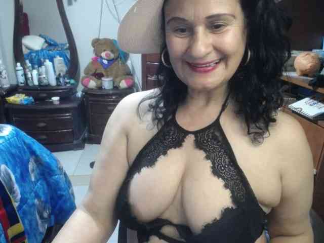 jazmin-mature webcam