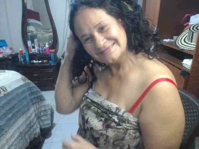 jazmin-mature webcam
