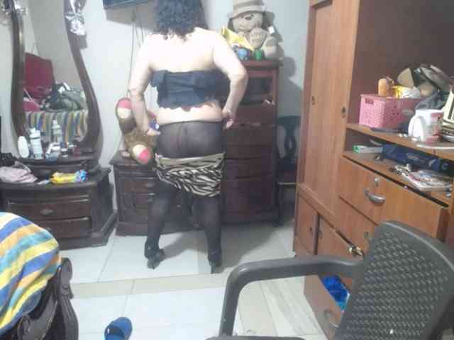 jazmin-mature webcam