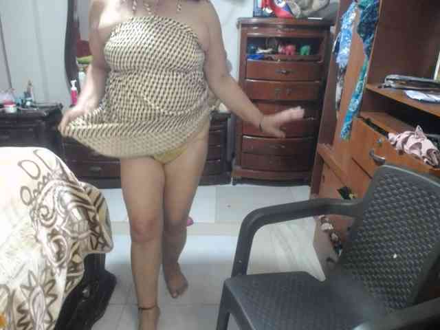 jazmin-mature webcam